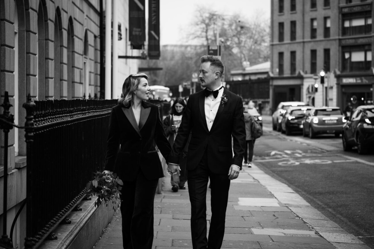 Couple walking the streets of Dublin. A Dublin elopement