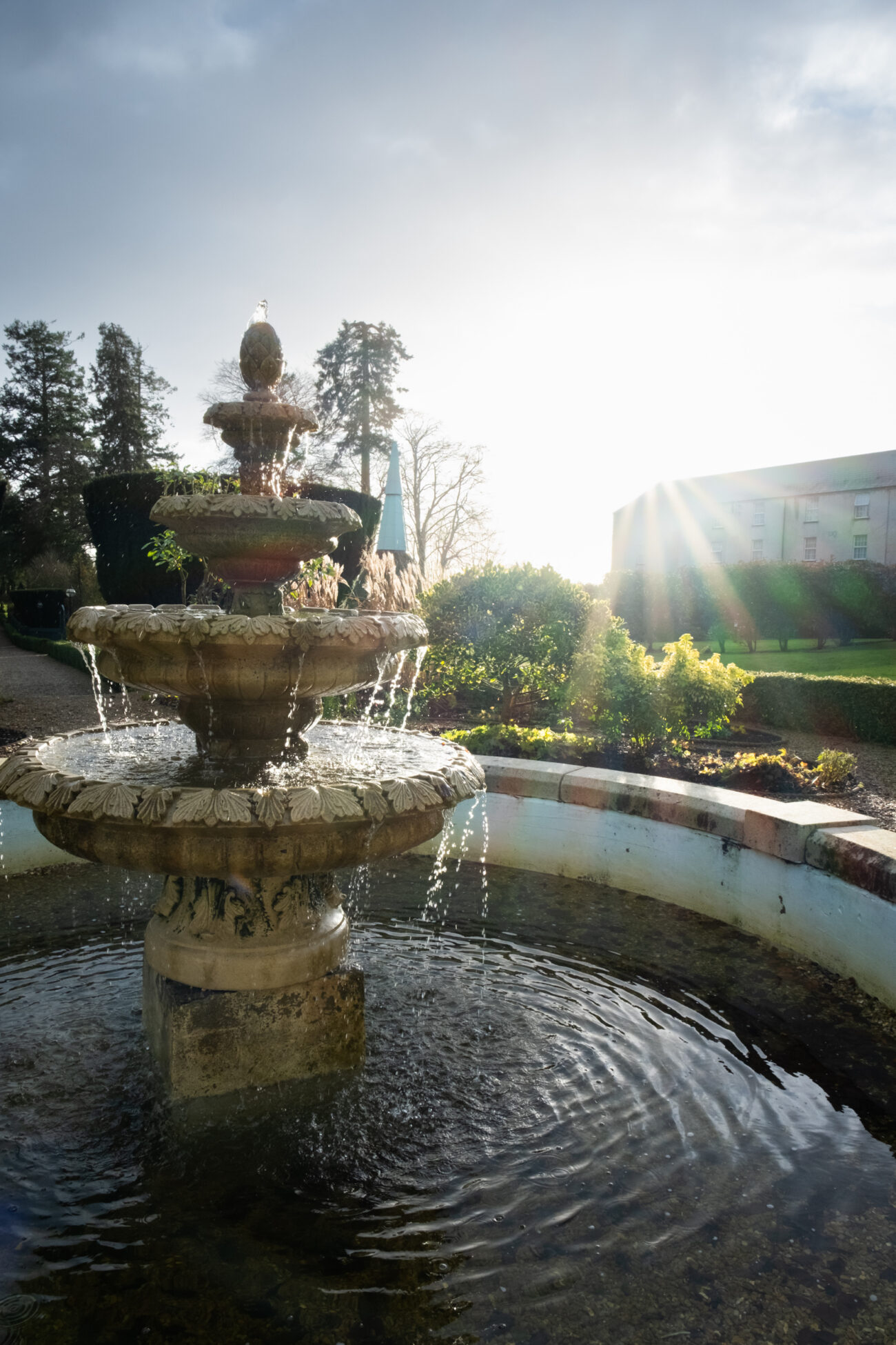 Water fountain at Killashee Hotel, Killashee Hotel wedding.